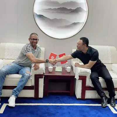 colombian customer victor cano visits hsviko 2