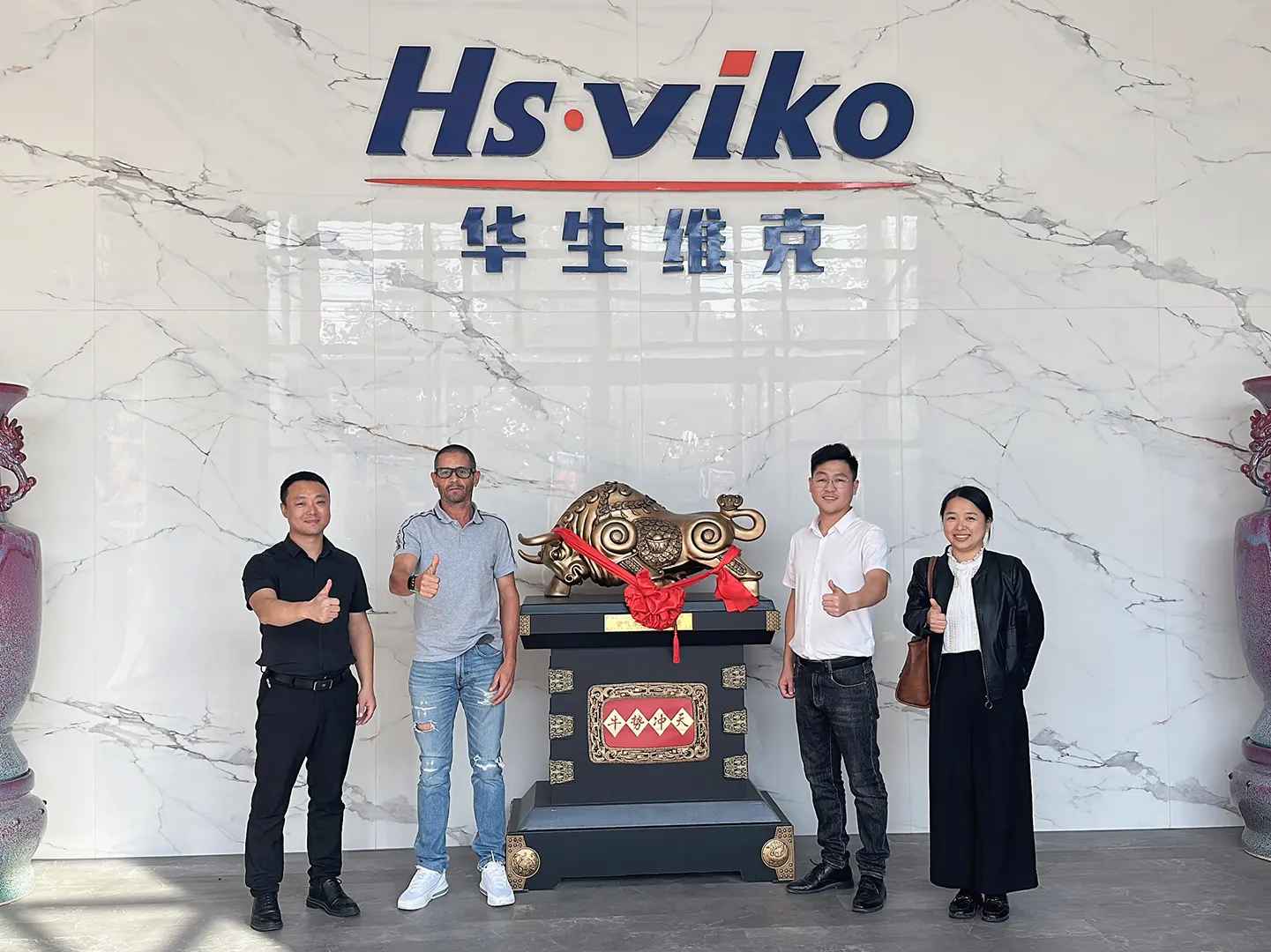 colombian customer victor cano visits hsviko